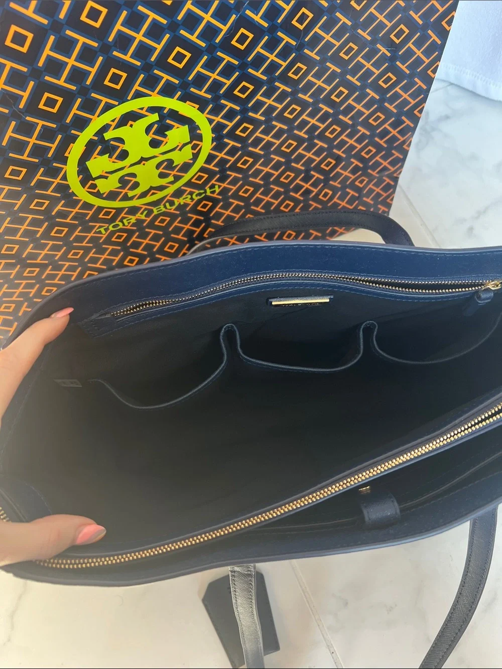NEW Tory Burch York Buckle Tote in Navy Saffiano Leather